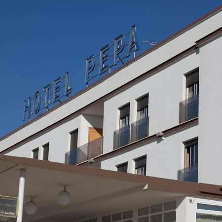 Pepa Hotel 2*