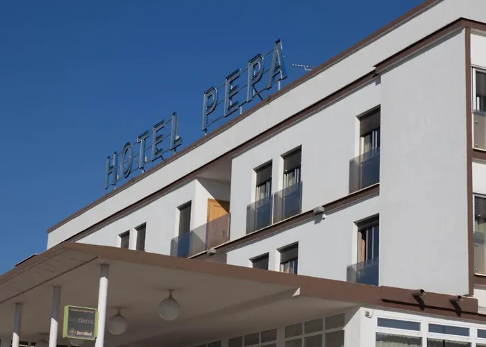 Pepa Hotel 2*